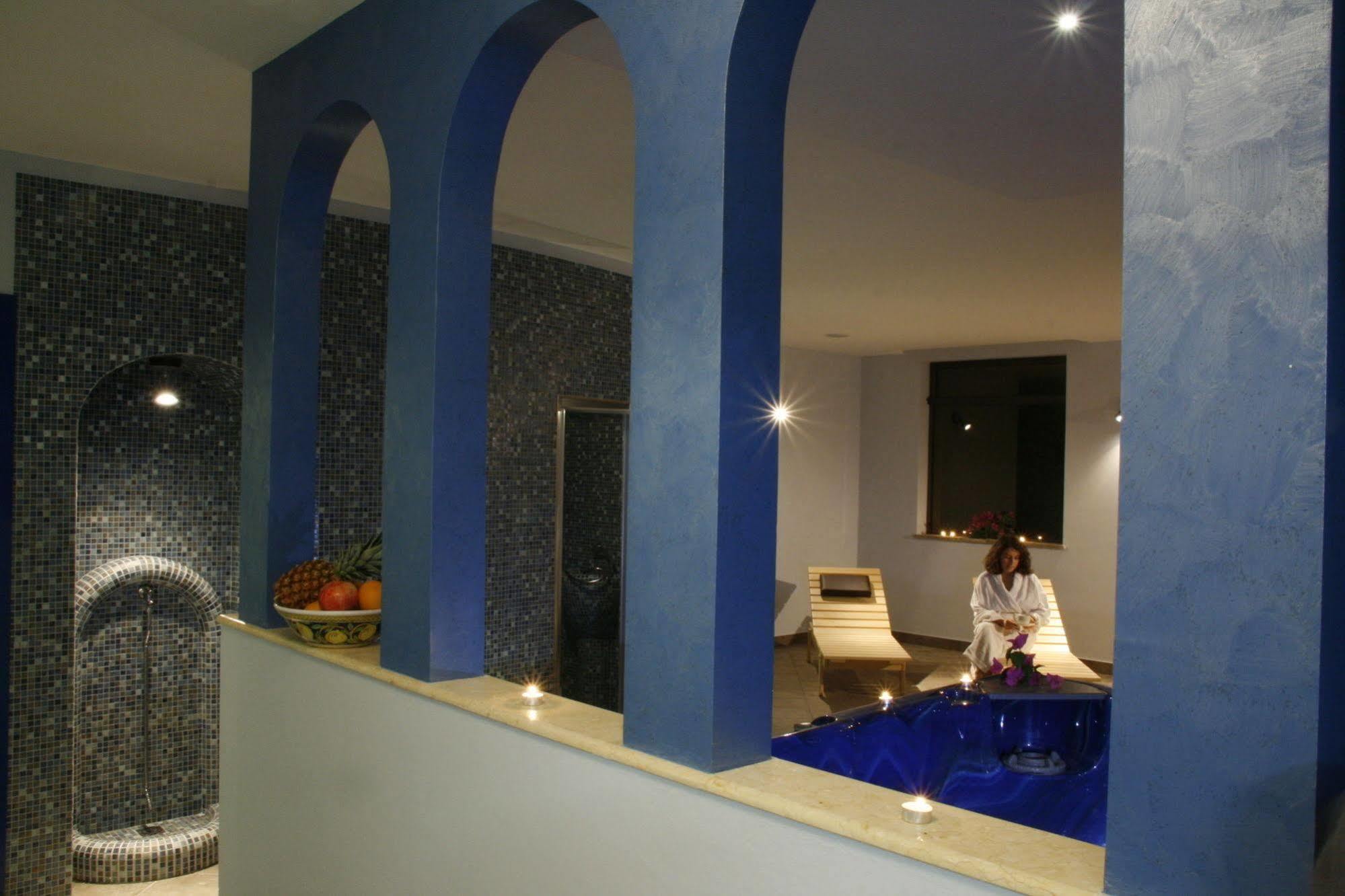 Don Giovanni Hotel 4*
